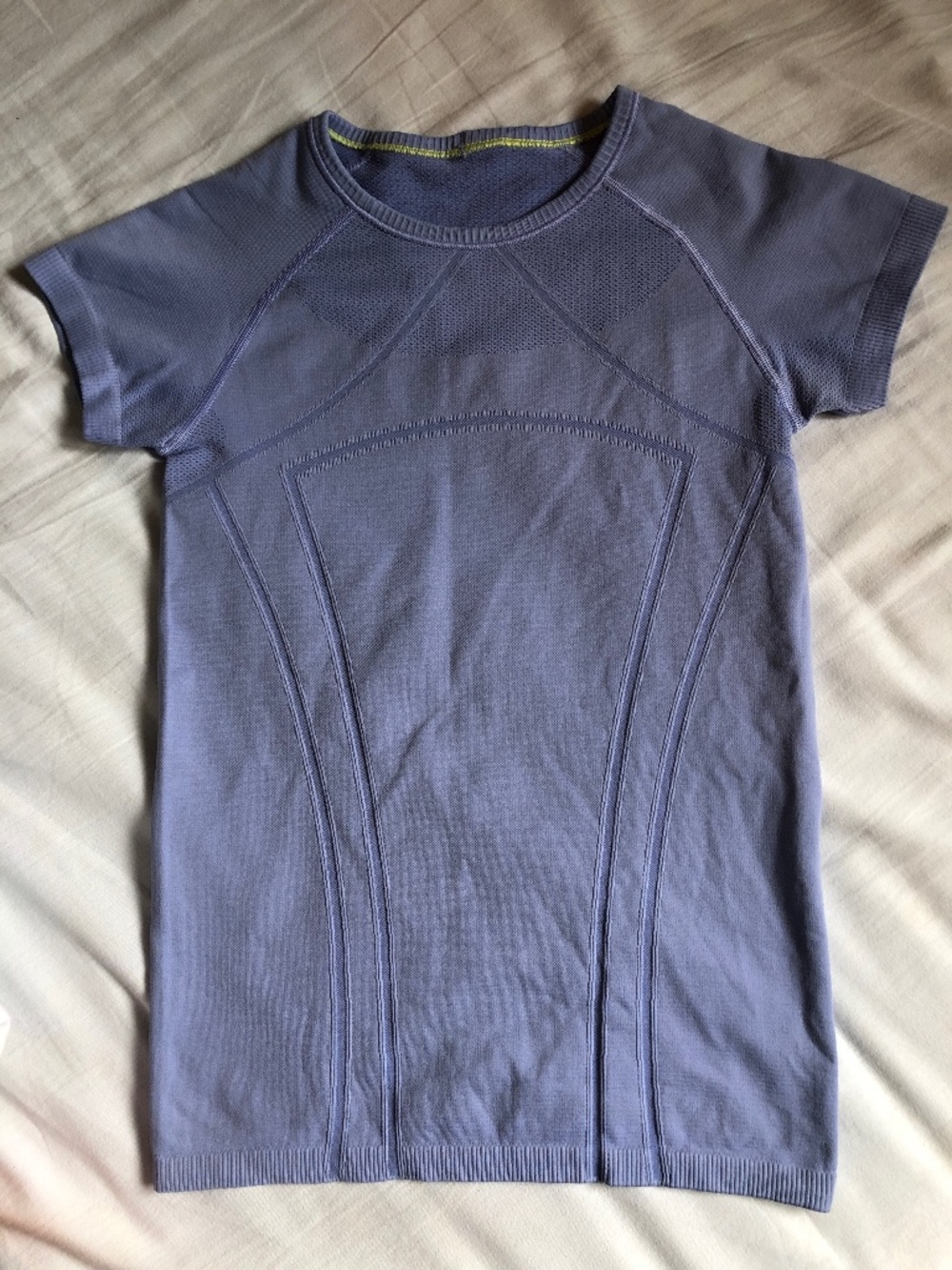 Ivivva t-shirt